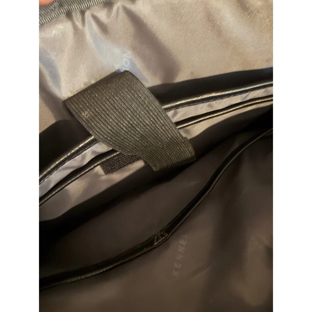 Kenneth Cole Reaction Black Faux‎ Leather Laptop Messenger Bag Briefcase Case
